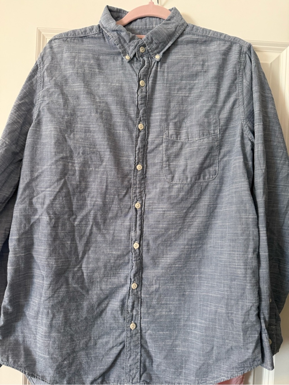 American men’s large tall Casual Chambray Button-Up Shirt in Light Blue